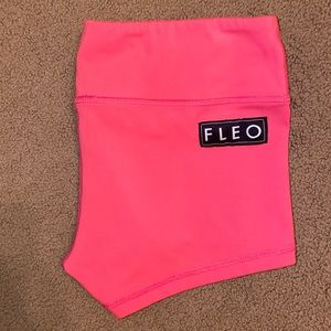 Fleo Shorts